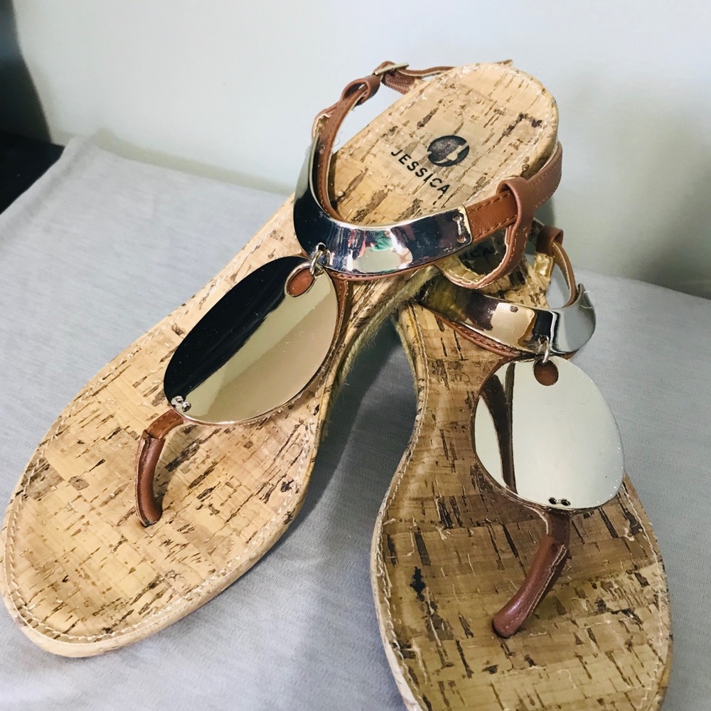 Sandals - Picture 2 of 4